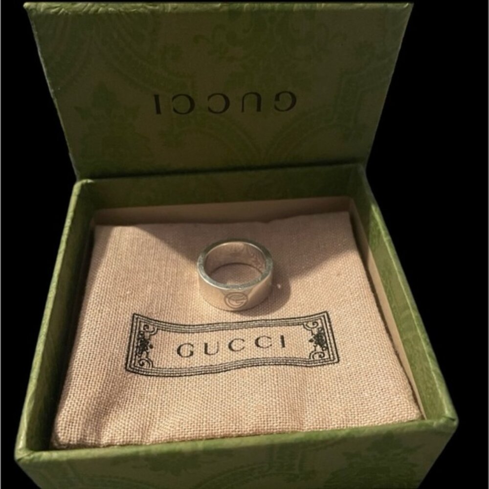 GUCCI STENCILED CUT-OUT G RING - Picture 2 of 14